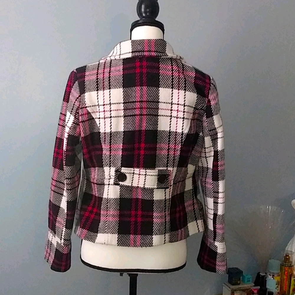 *Sold* - Picture 2 of 4